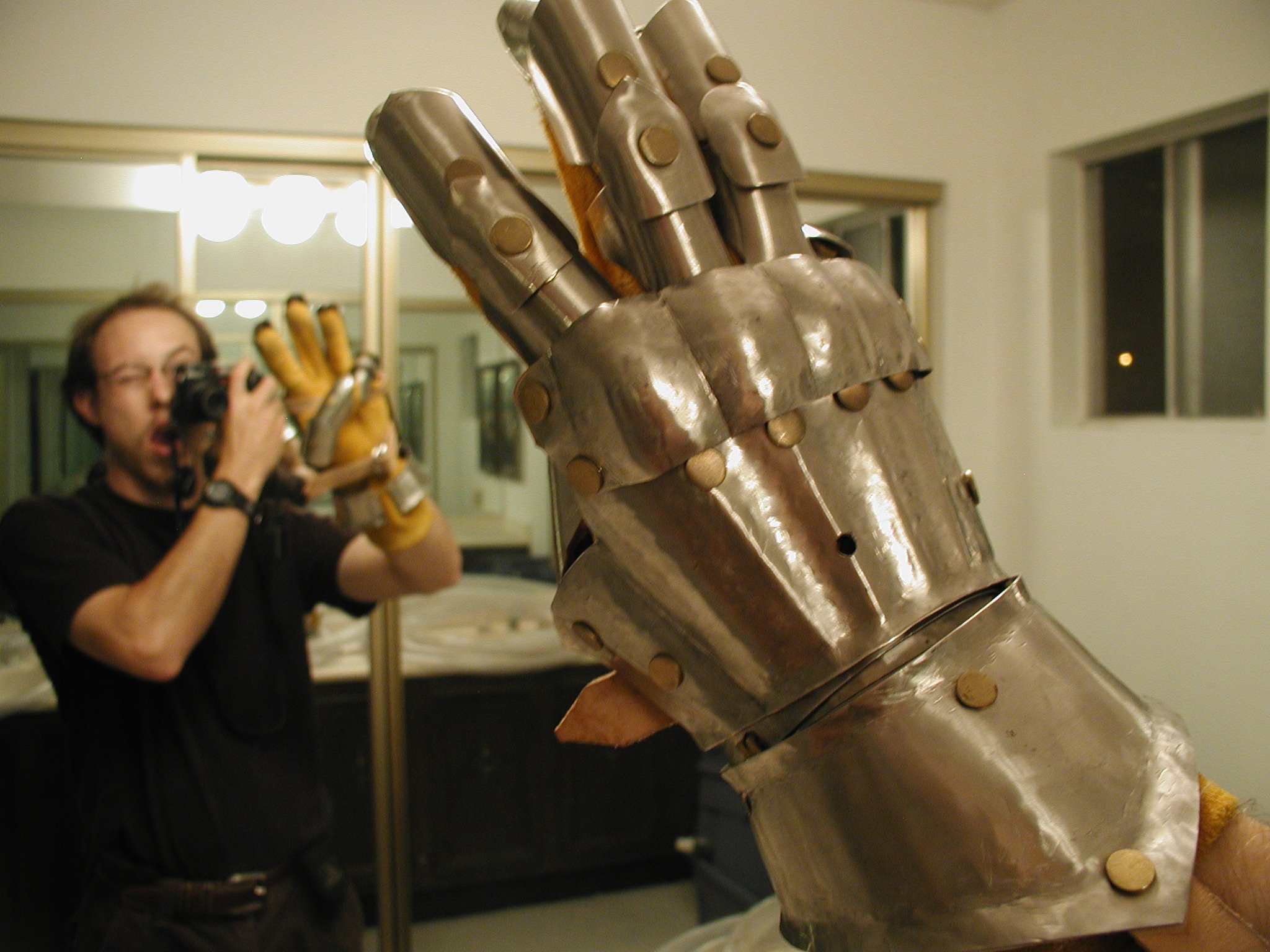 Back of Plate Gauntlet