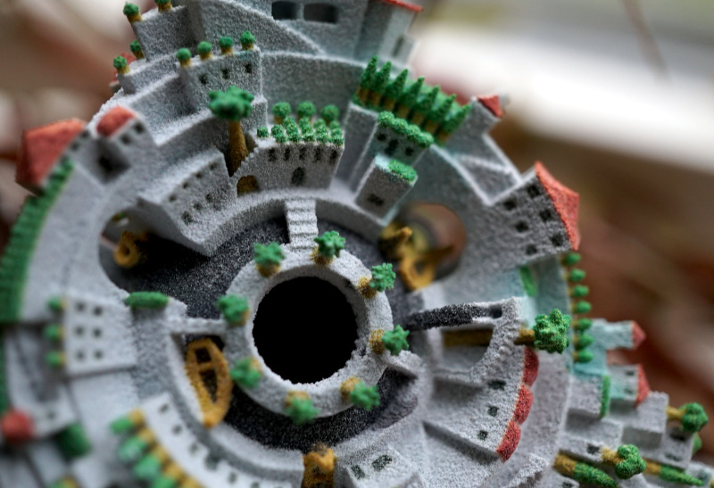 Tetrahedral Planetoid 3D print. Novel Waterfall Face closeup.